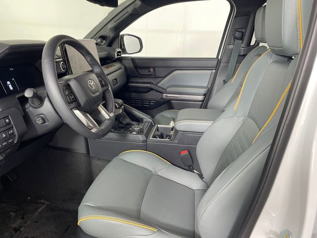 Used 2026 Toyota 4Runner Trailhunter image 2