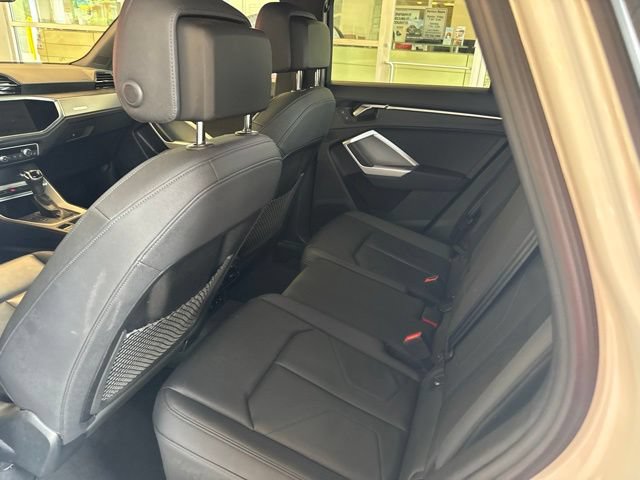 Used 2025 Audi Q3 2.0T Premium AWD/4WD image 23