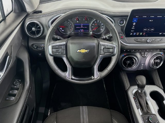 Used 2024 Chevrolet Blazer LT FWD image 14