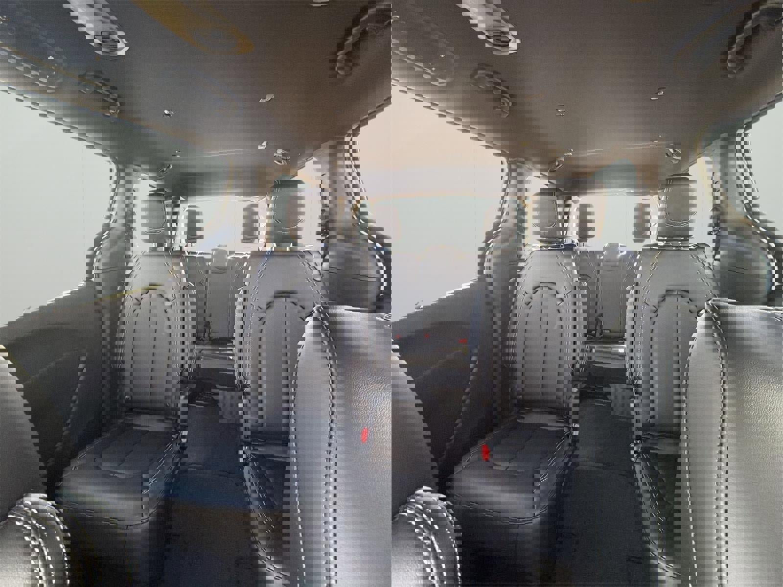 New 2026 Chrysler Pacifica Select image 27