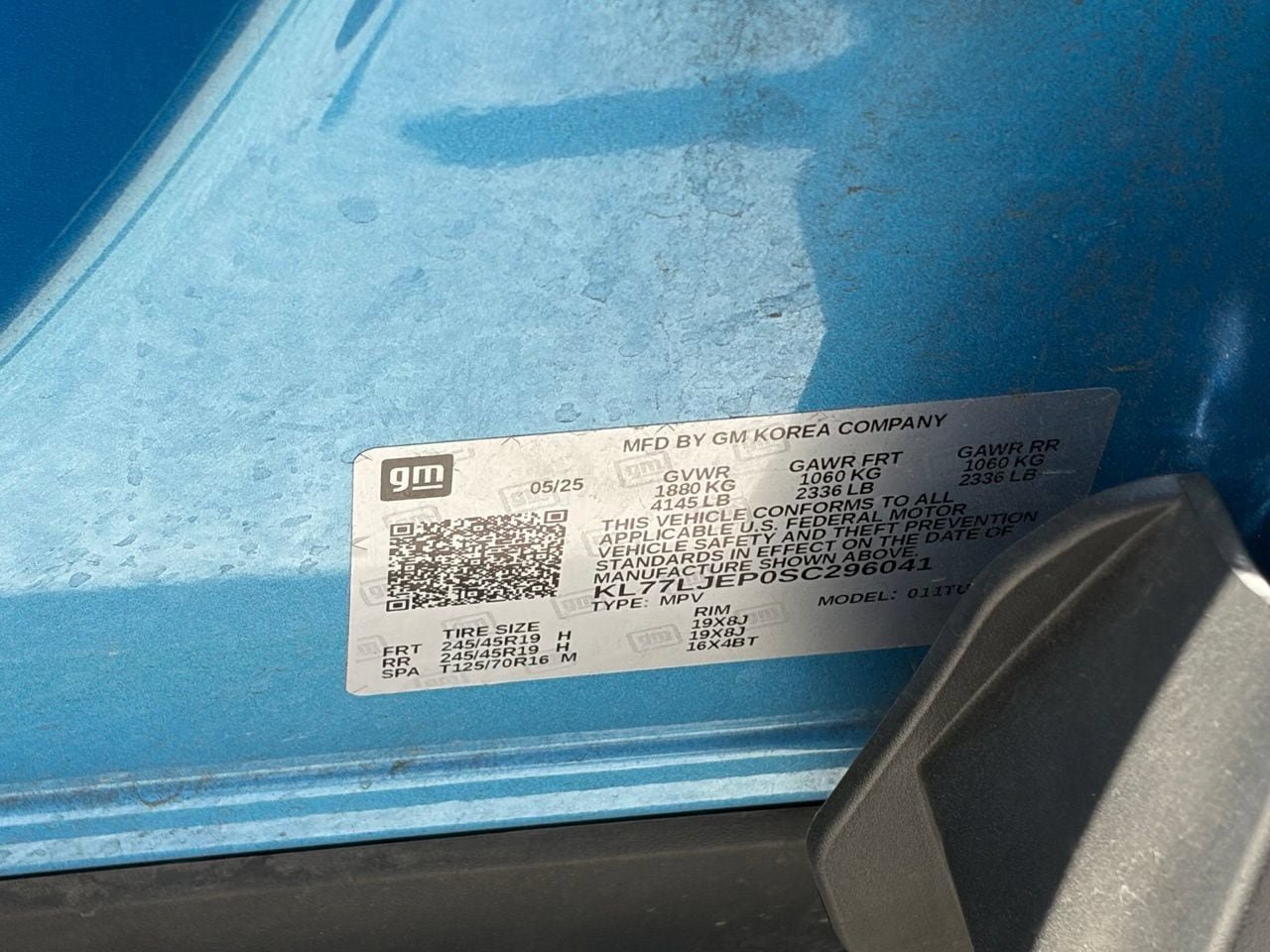 Used 2025 Chevrolet Trax RS FWD image 13