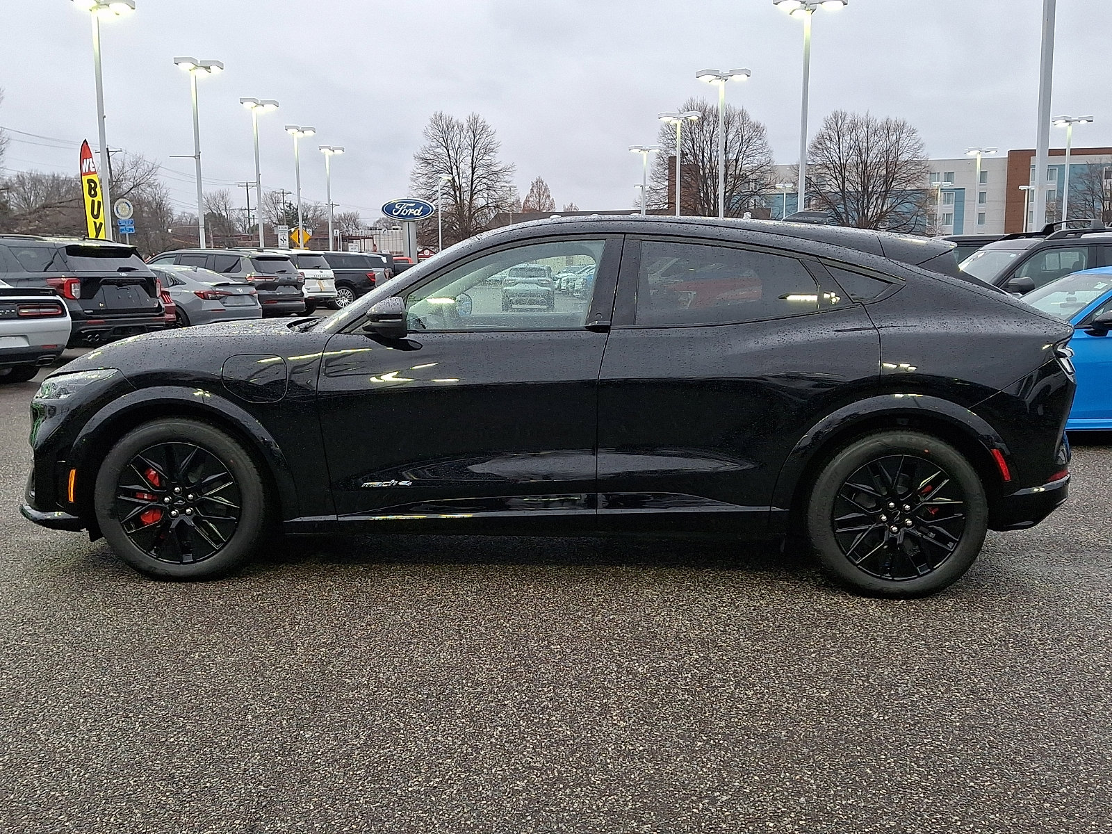 Certified 2025 Ford Mustang Mach-E Premium w/ Sport Appearance Package image 6