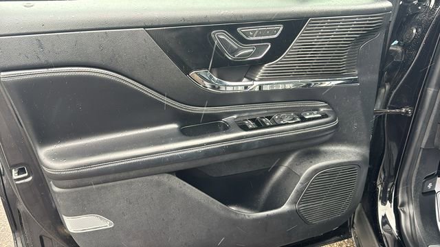 Used 2020 Lincoln Corsair FWD w/ Equipment Group 101A image 8