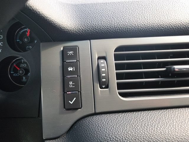 Used 2012 Chevrolet Silverado 2500 LTZ w/ LTZ Plus Package AWD/4WD image 17