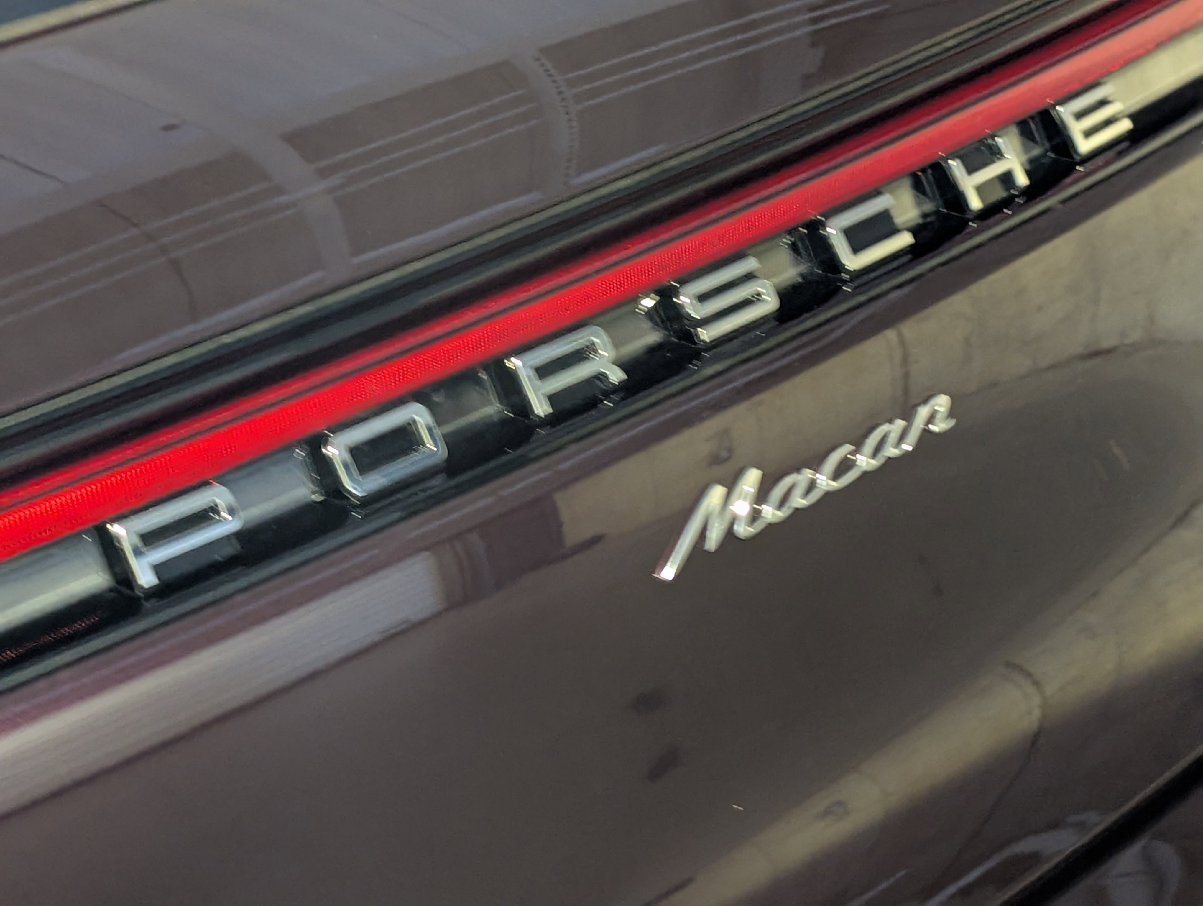 New 2026 Porsche Macan image 14