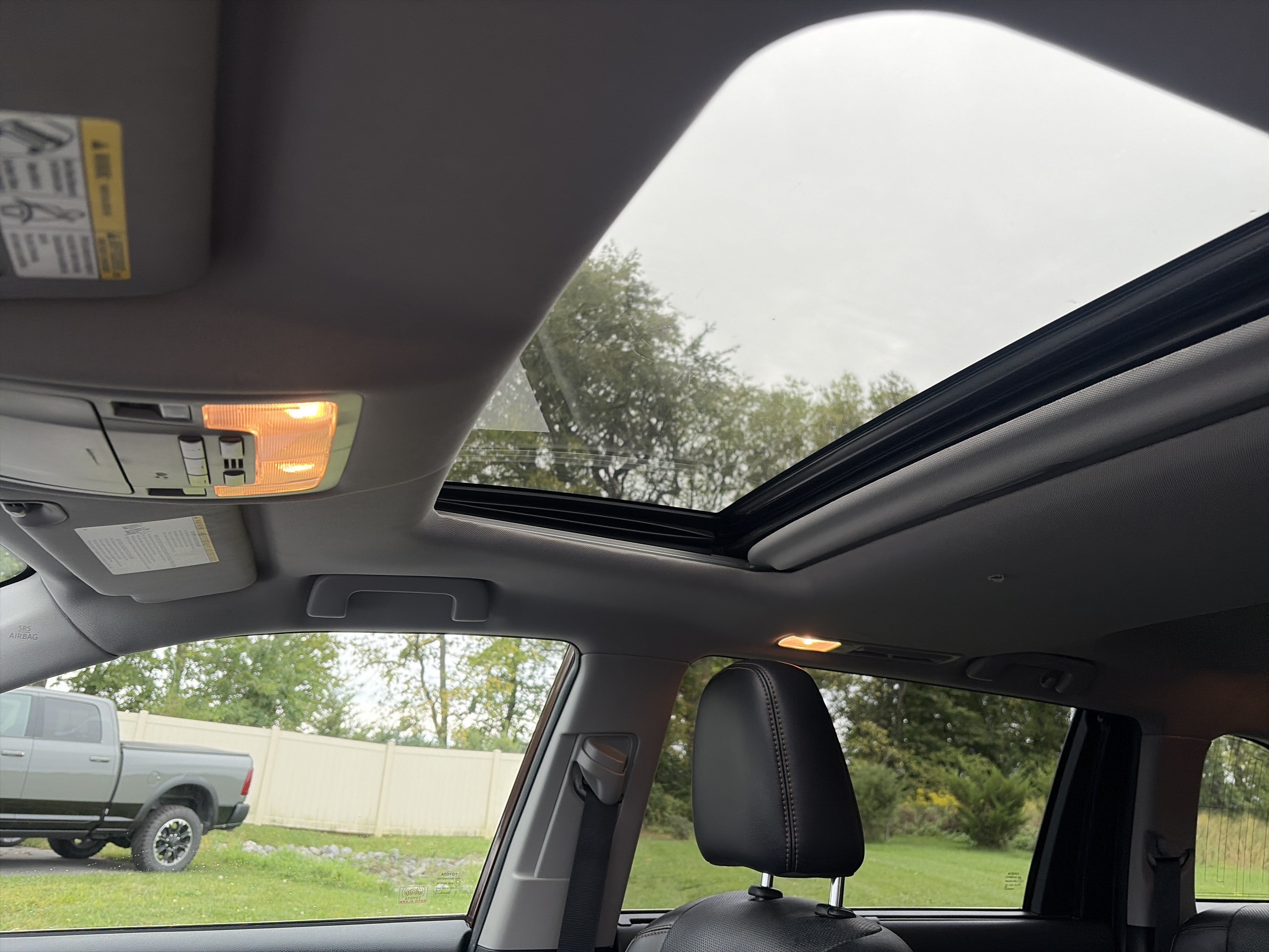 Used 2019 Toyota Highlander Limited AWD/4WD image 24