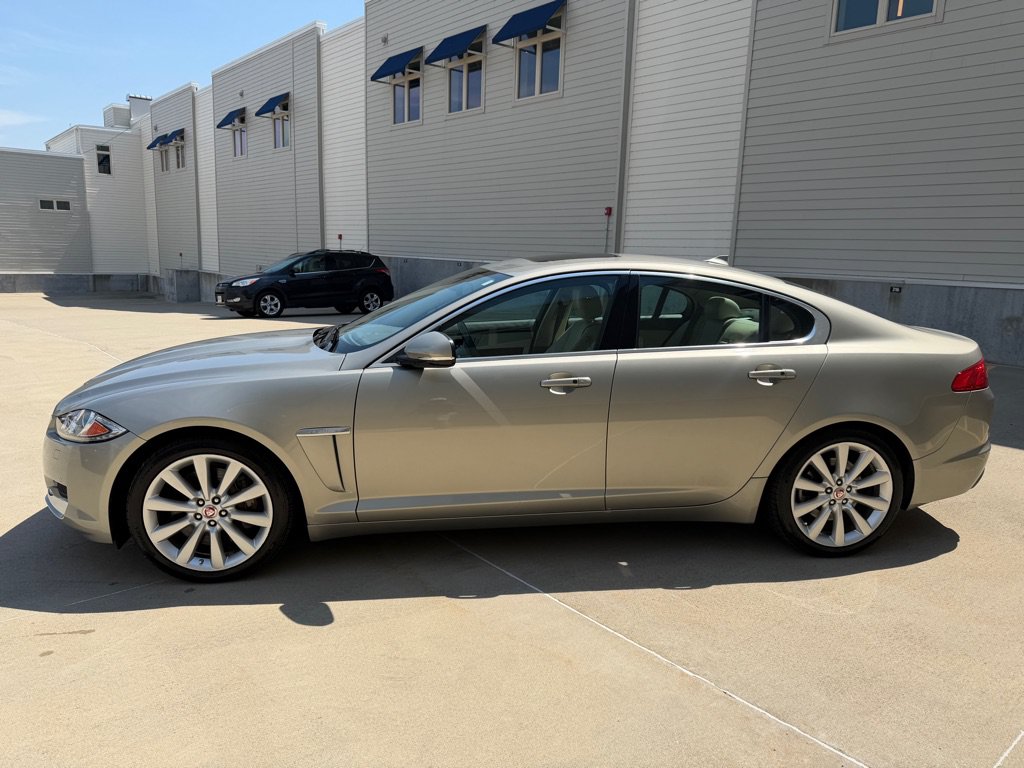 Used 2014 Jaguar XF 3.0 AWD/4WD image 6