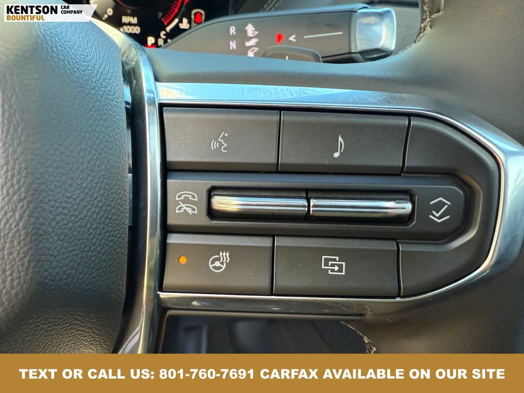 Used 2025 GMC Yukon Denali w/ Sun & Power Step Package image 17