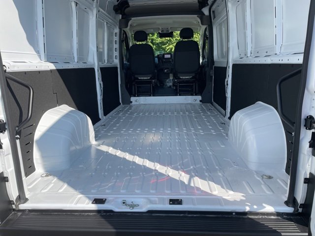 New 2025 RAM ProMaster 2500 w/ Convenience Group image 17