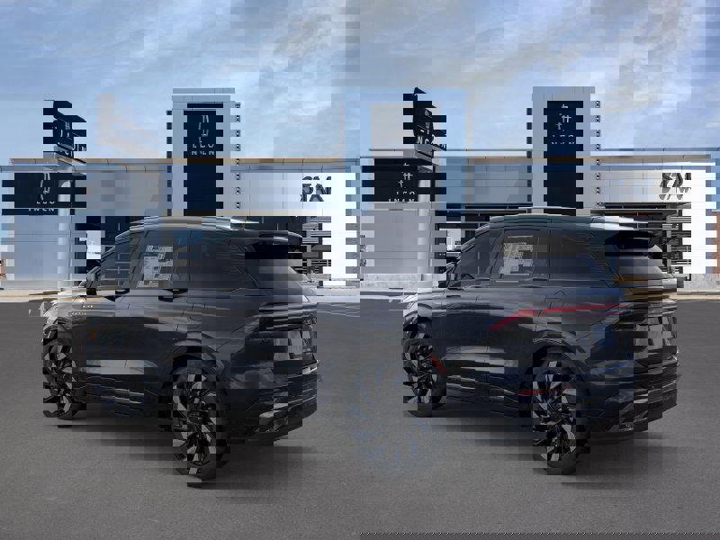 New 2026 Lincoln Nautilus Reserve w/ Jet Appearance Package image 4