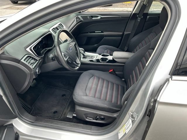Used 2013 Ford Fusion SE FWD image 7