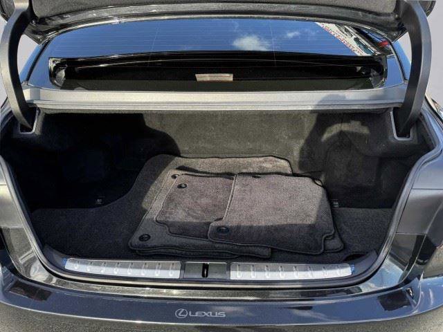 Used 2018 Lexus LS 500h w/ Luxury Package RWD image 47