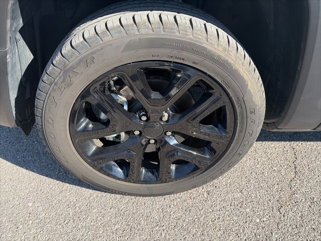 Used 2023 Jeep Renegade Altitude w/ Sun/Sound Group image 10