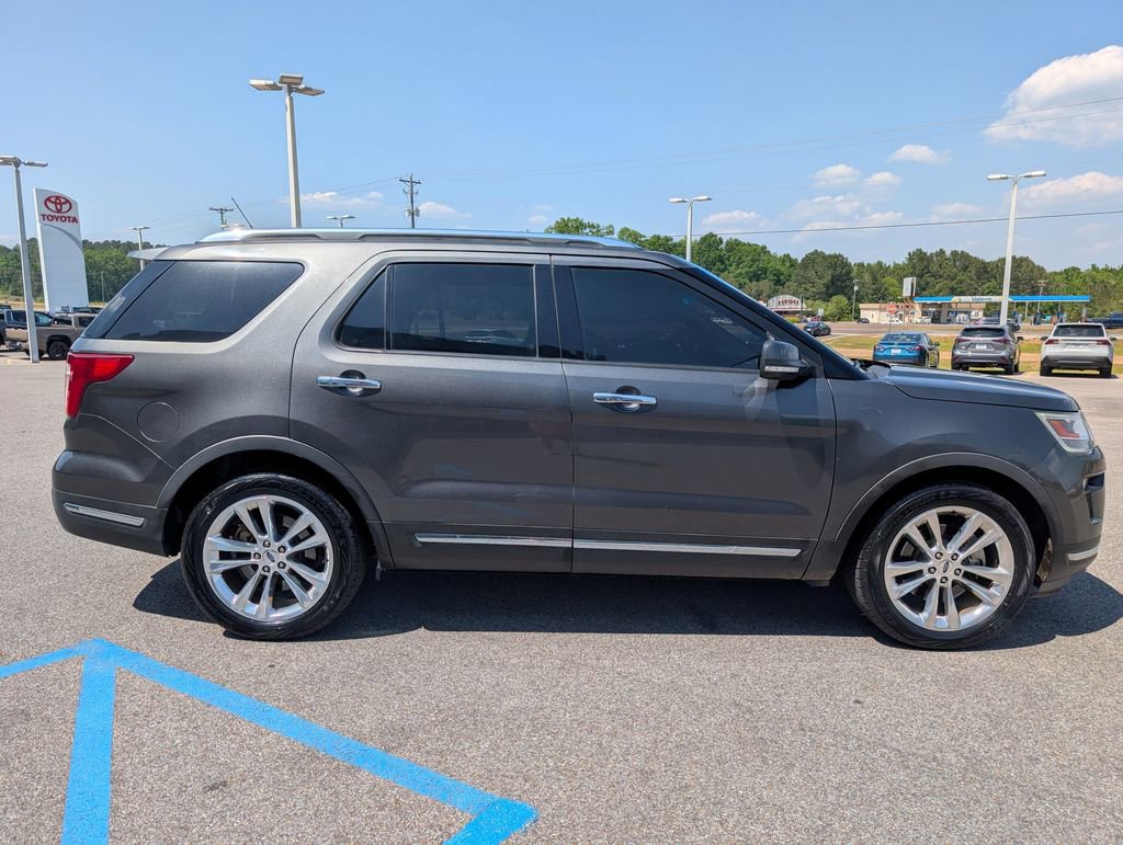 Used 2018 Ford Explorer Limited FWD image 6