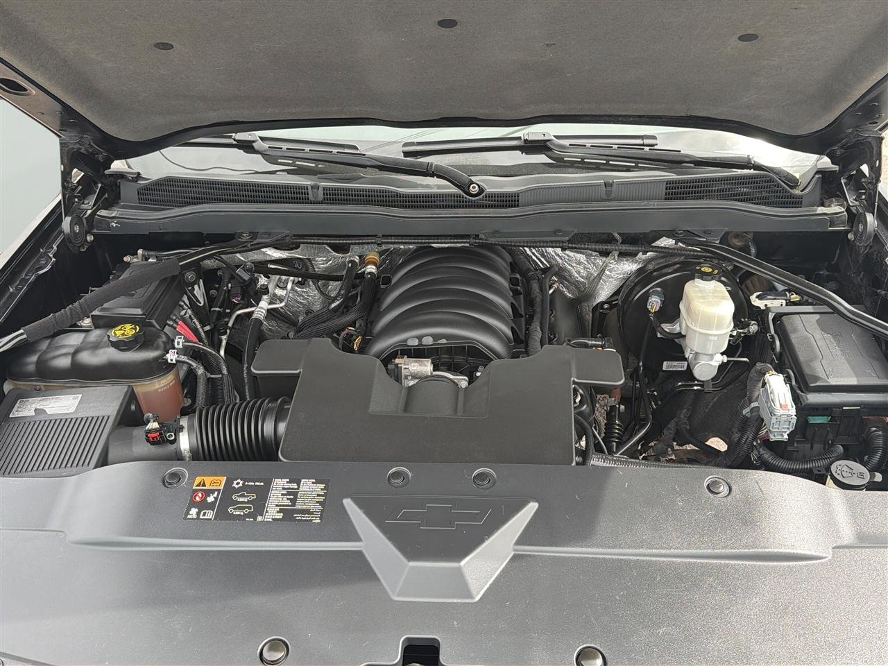 Used 2015 Chevrolet Silverado 1500 High Country w/ High Country Premium Package AWD/4WD image 28