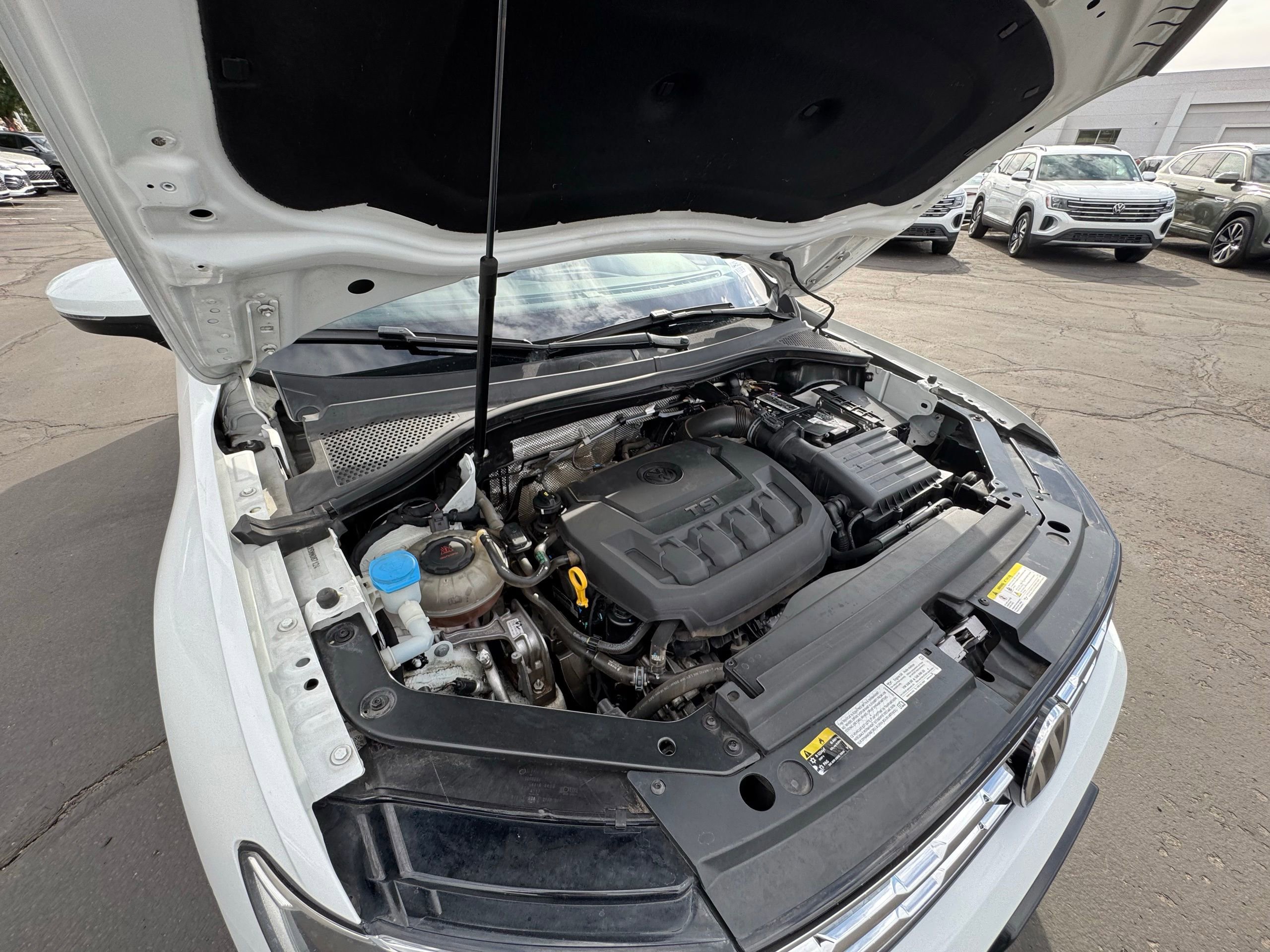 Used 2021 Volkswagen Tiguan SE AWD/4WD image 26