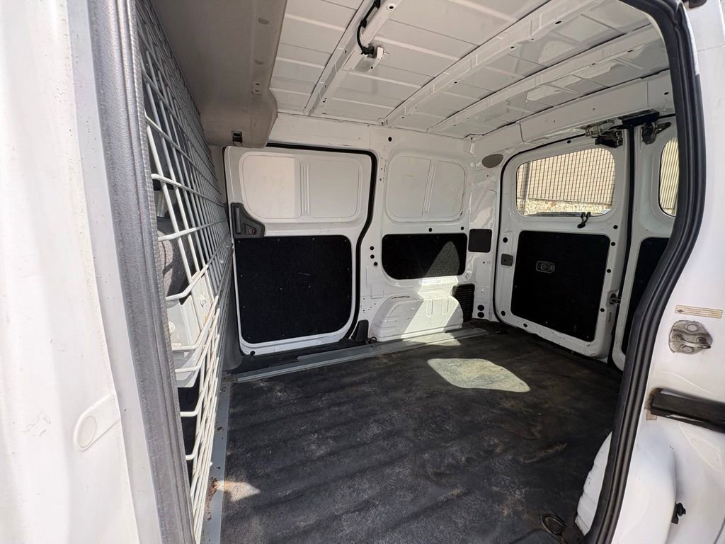 Used 2015 Chevrolet City Express LS image 26