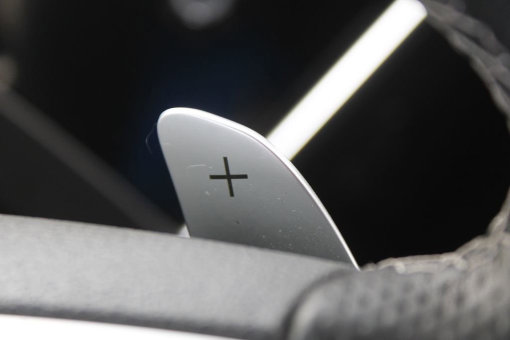 Used 2023 Genesis GV70 2.5T w/ Sport Prestige Package image 41