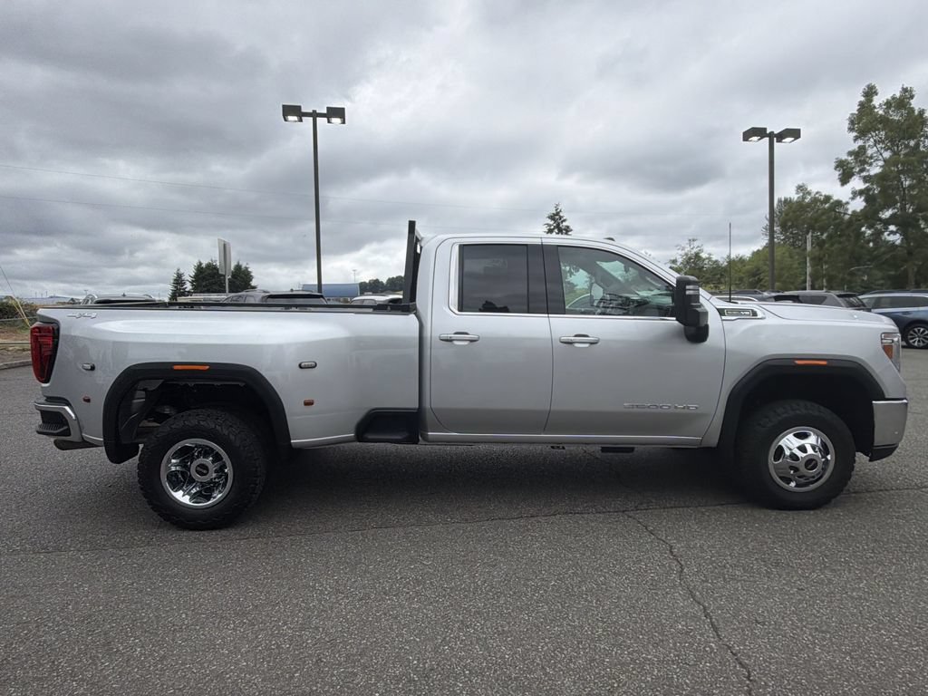 Used 2022 GMC Sierra 3500 SLE w/ SLE Convenience Package AWD/4WD image 2