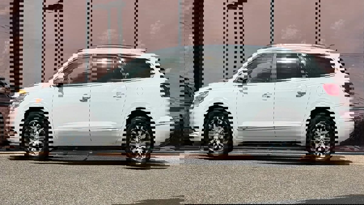 Used 2016 Buick Enclave Leather image 5