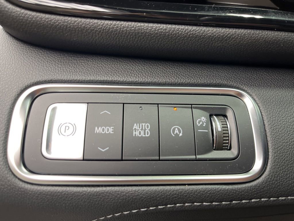 New 2026 Buick Enclave Avenir w/ Super Cruise Package image 14