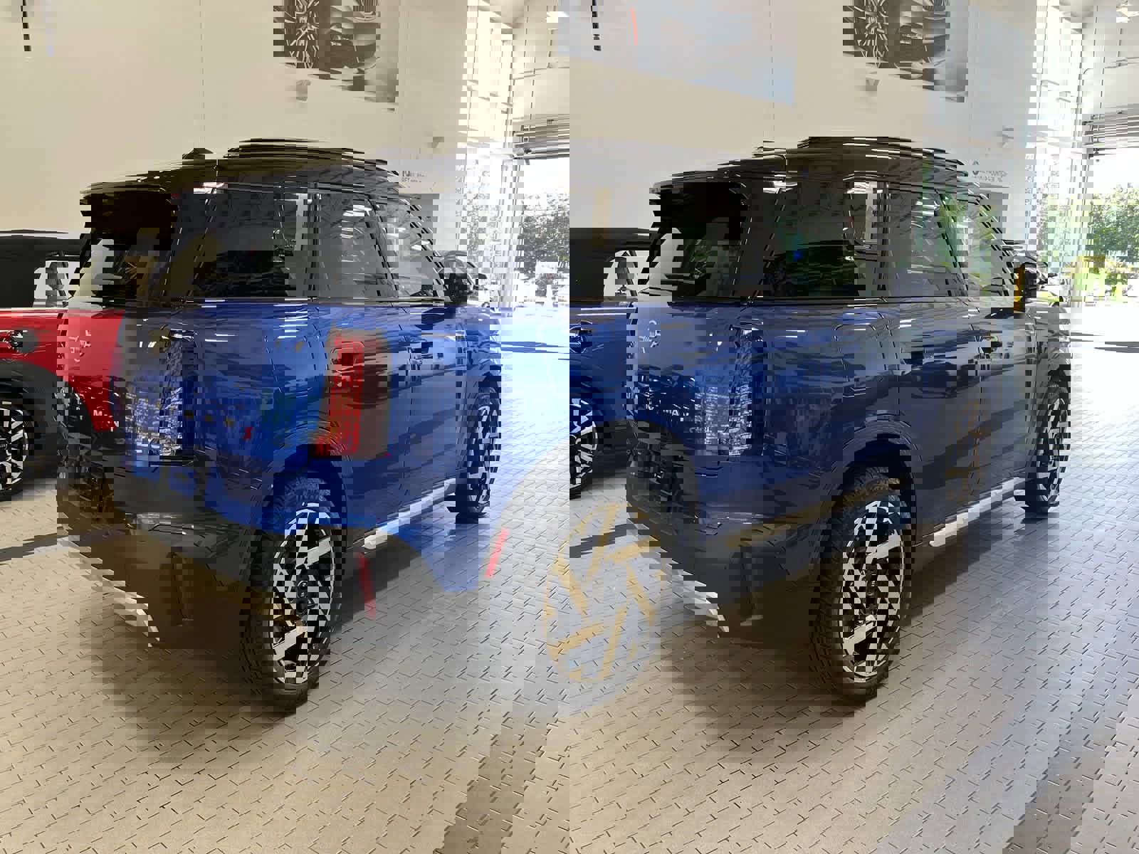 Used 2025 MINI Cooper Countryman S w/ Comfort Package Max image 38