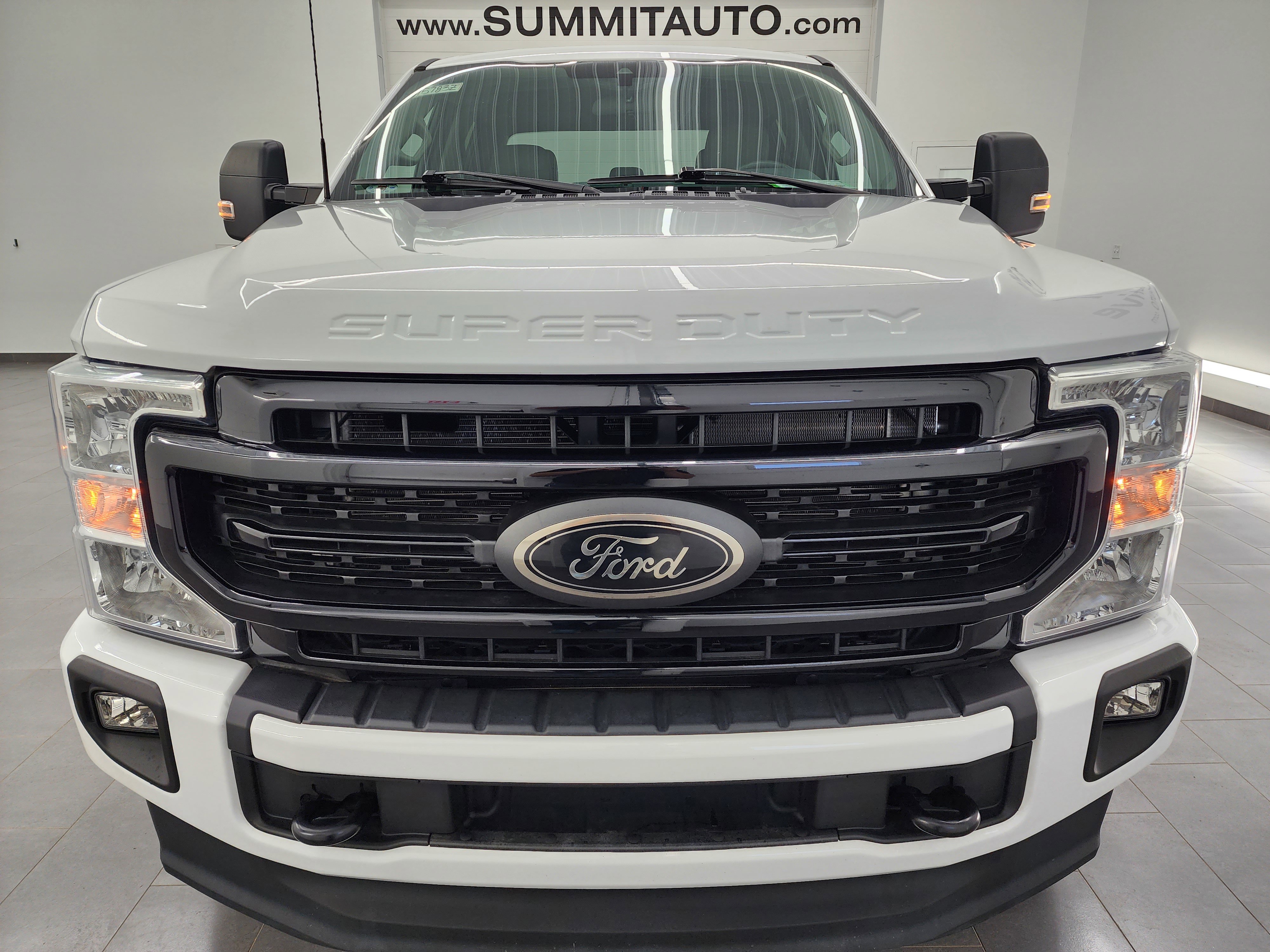 Used 2022 Ford F350 XLT w/ Black Appearance Package image 21