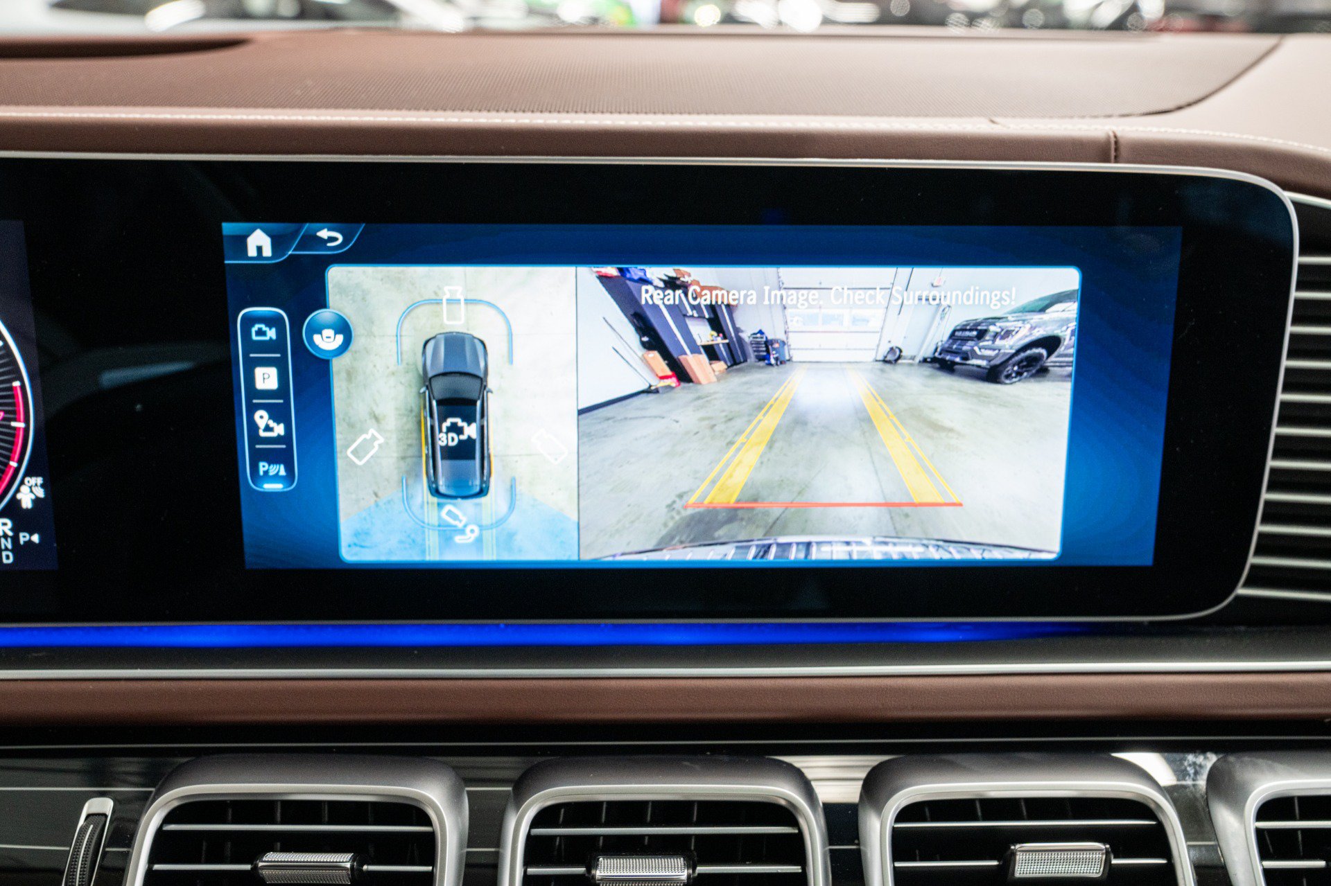 Used 2026 Mercedes-Benz Maybach GLS 600 4MATIC image 38