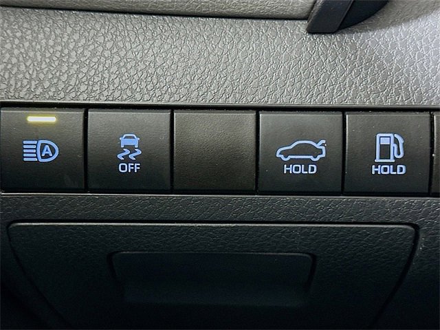 Used 2024 Toyota Camry LE image 10