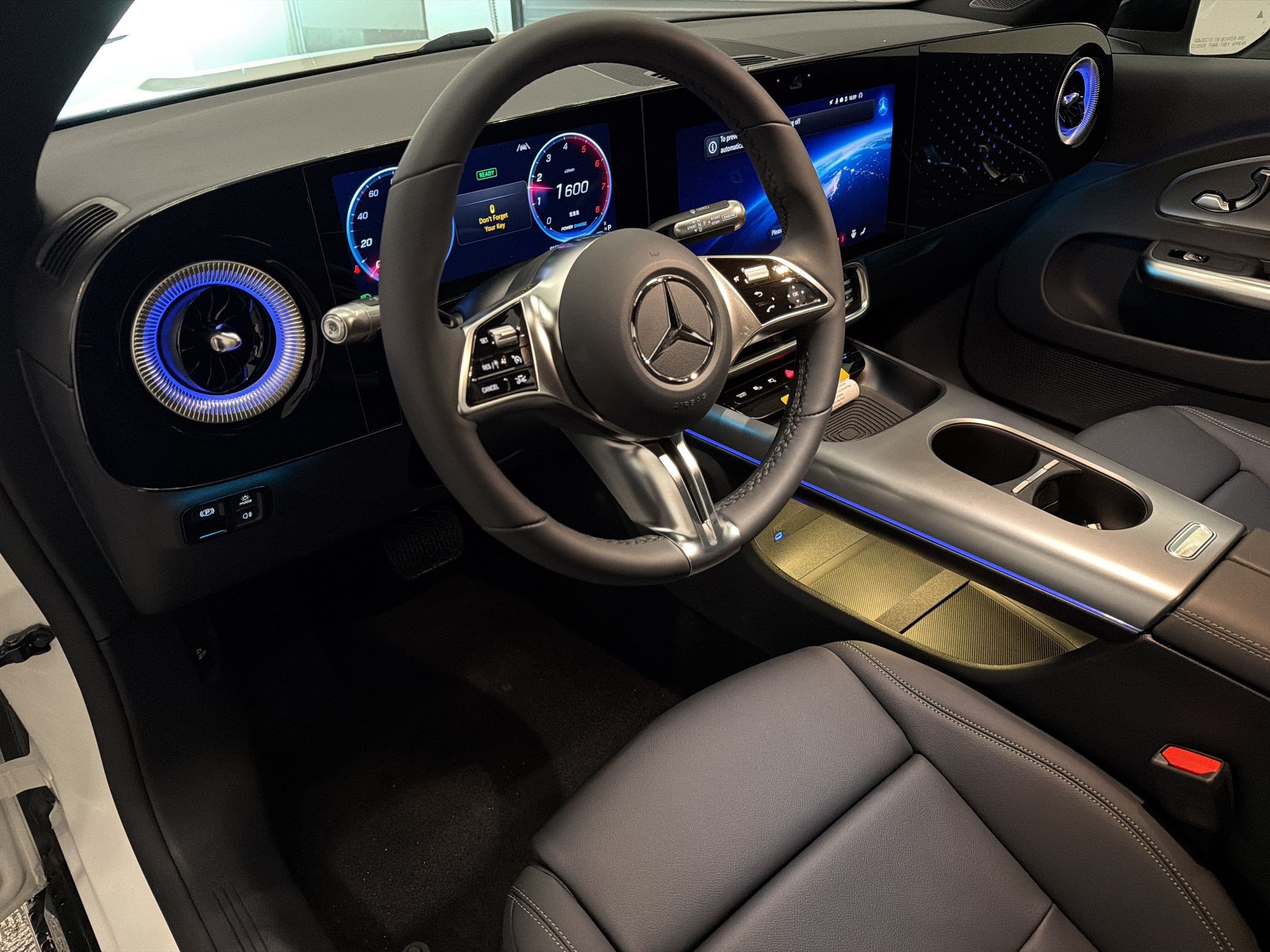Used 2027 Mercedes-Benz CLA 220 image 4