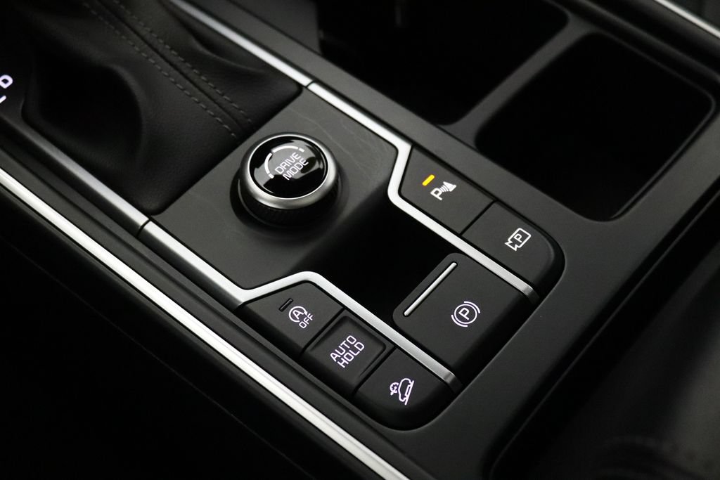 Used 2024 Kia Sorento S w/ Panoramic Sunroof Package FWD image 29