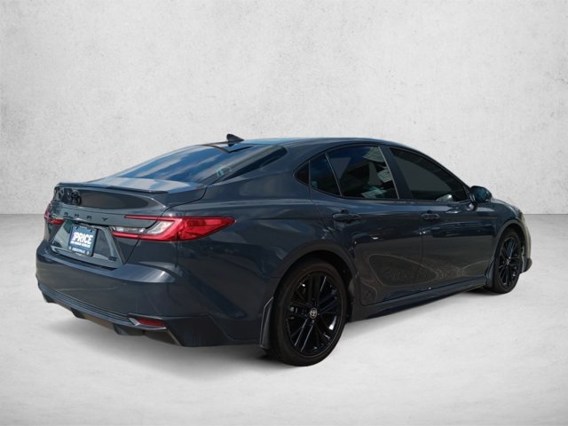 Used 2025 Toyota Camry SE w/ Convenience Package FWD image 5