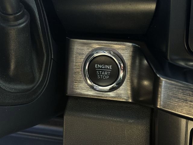 Used 2023 Ford F350 Lariat w/ Lariat Ultimate Package image 17