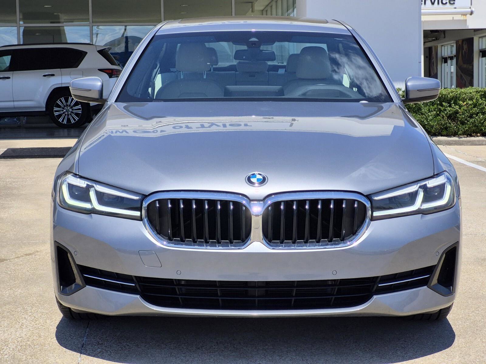 Certified 2023 BMW 530i w/ Premium Package RWD image 2
