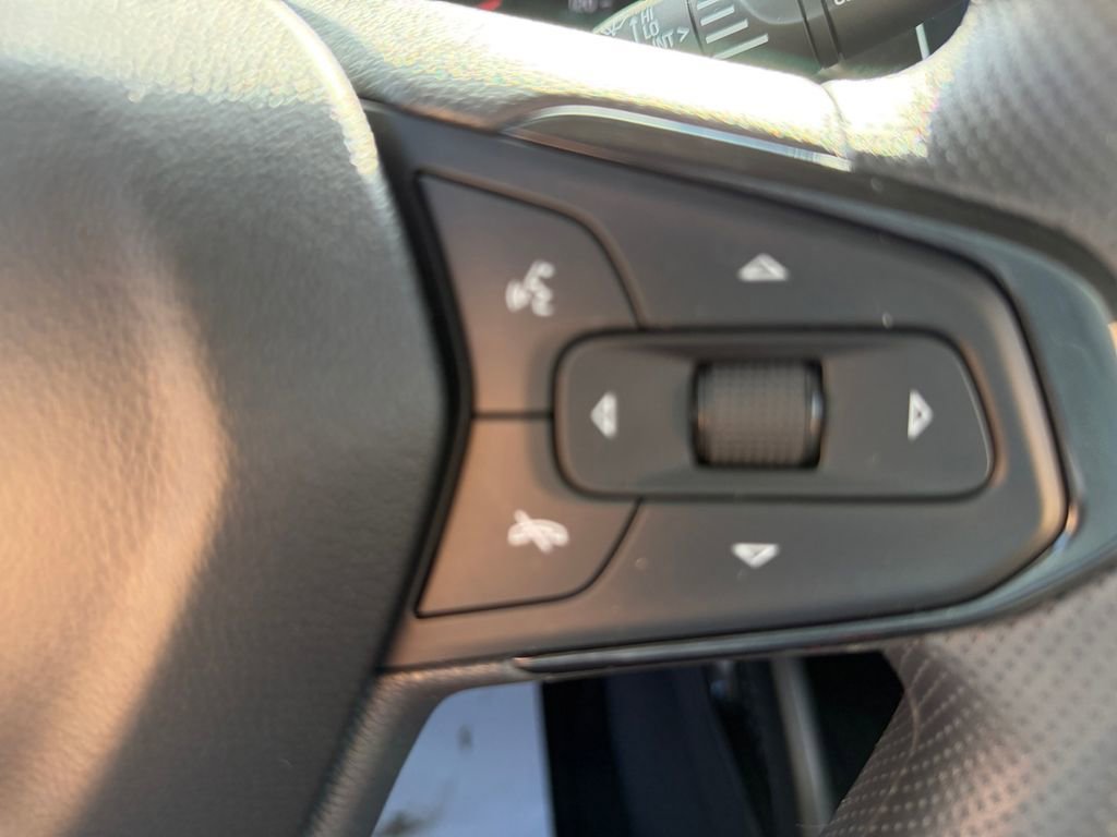 Used 2023 Chevrolet TrailBlazer LT w/ Convenience Package image 18