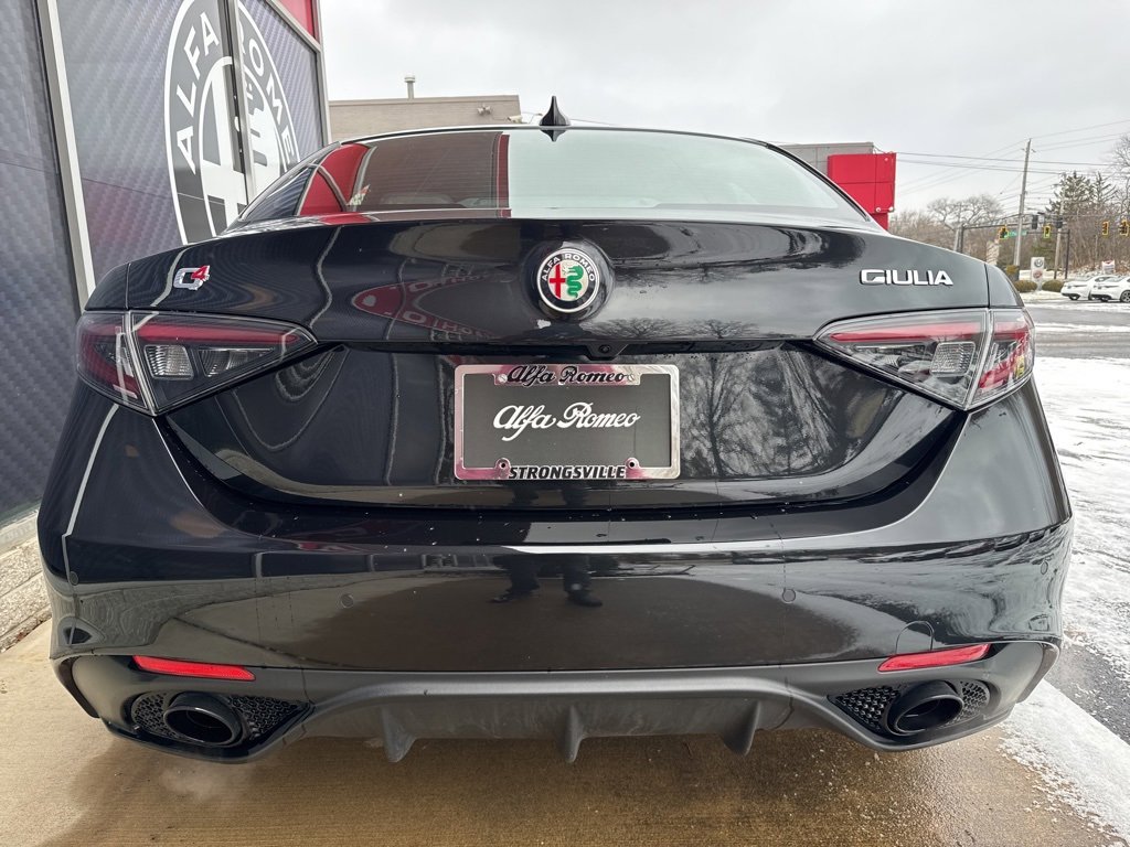 New 2025 Alfa Romeo Giulia image 6