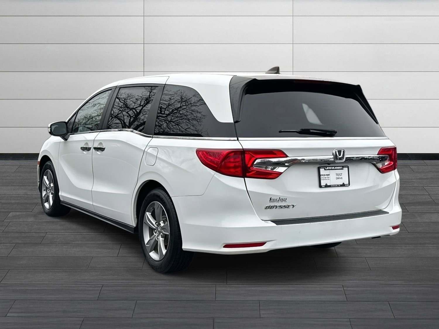 Used 2018 Honda Odyssey EX image 6