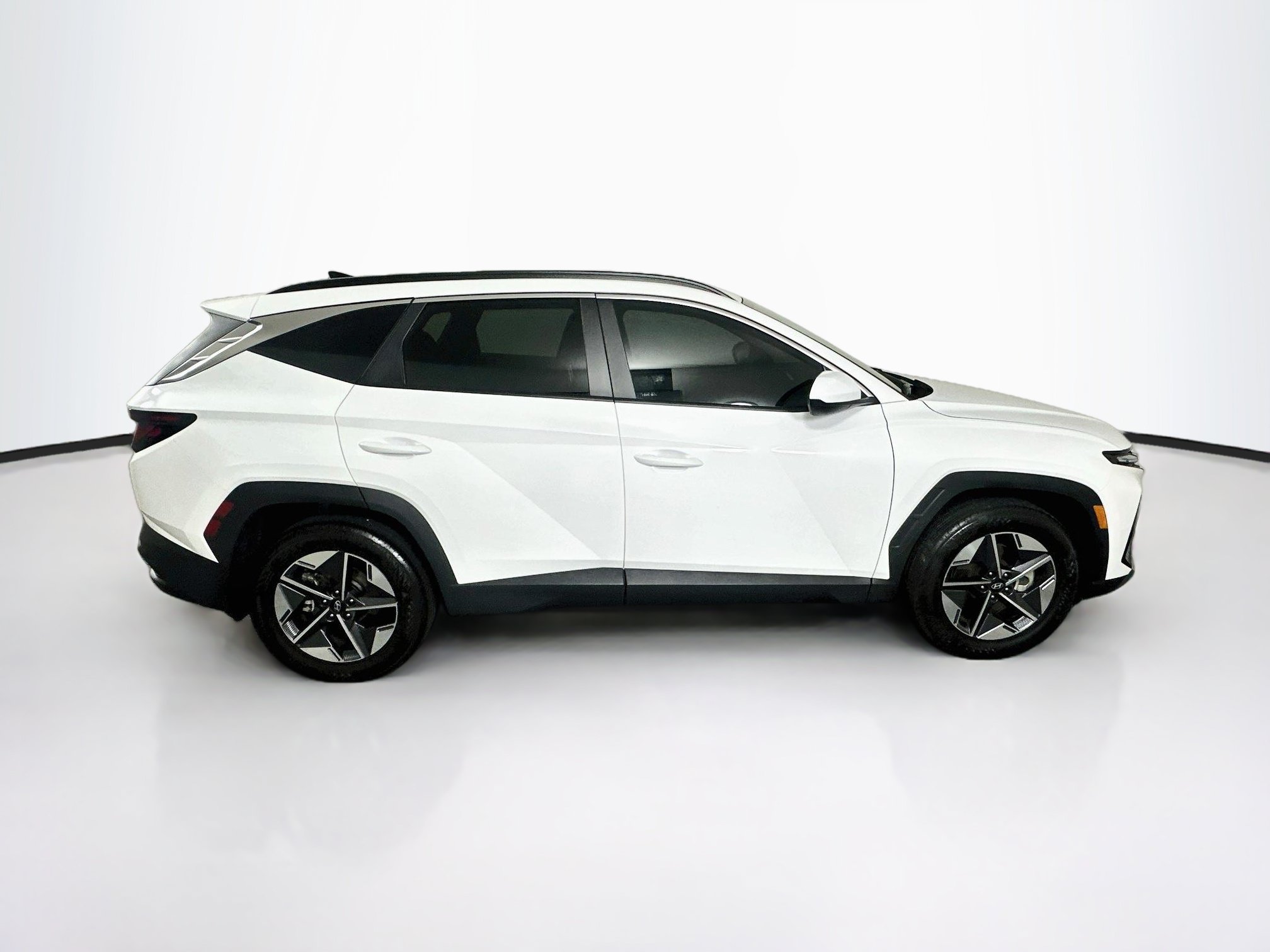 Used 2025 Hyundai Tucson SEL FWD image 10