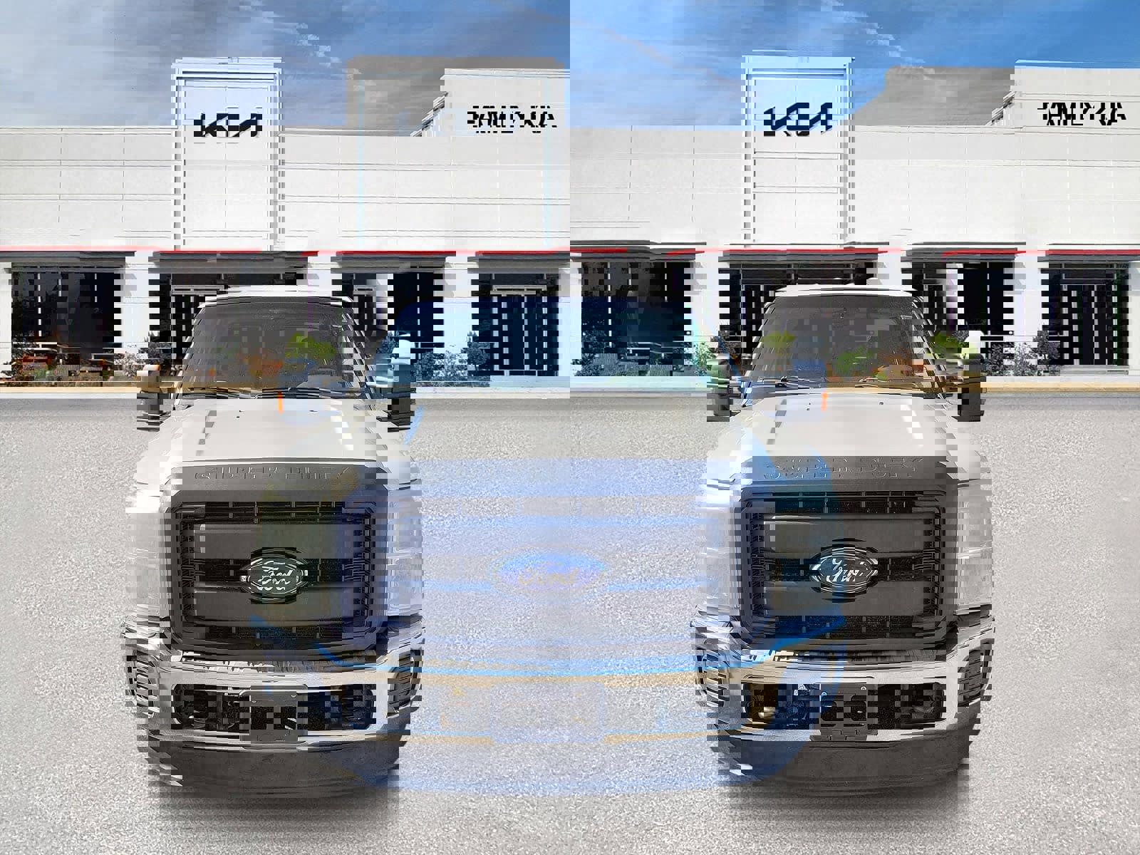 Used 2013 Ford F350 XL w/ PWR Equipment Group RWD image 2