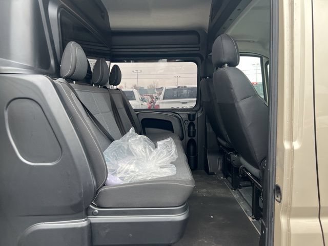Used 2025 RAM ProMaster 2500 w/ Crew Van Package FWD image 9