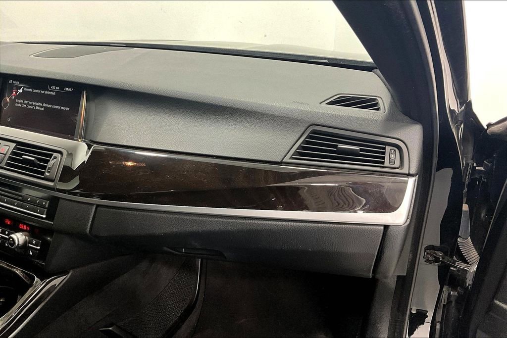 Used 2016 BMW 535i Sedan image 15