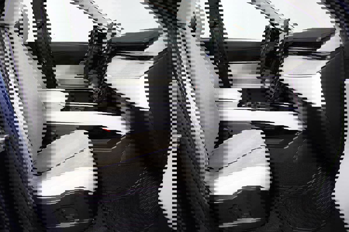 Used 2023 Fisker Ocean One image 11