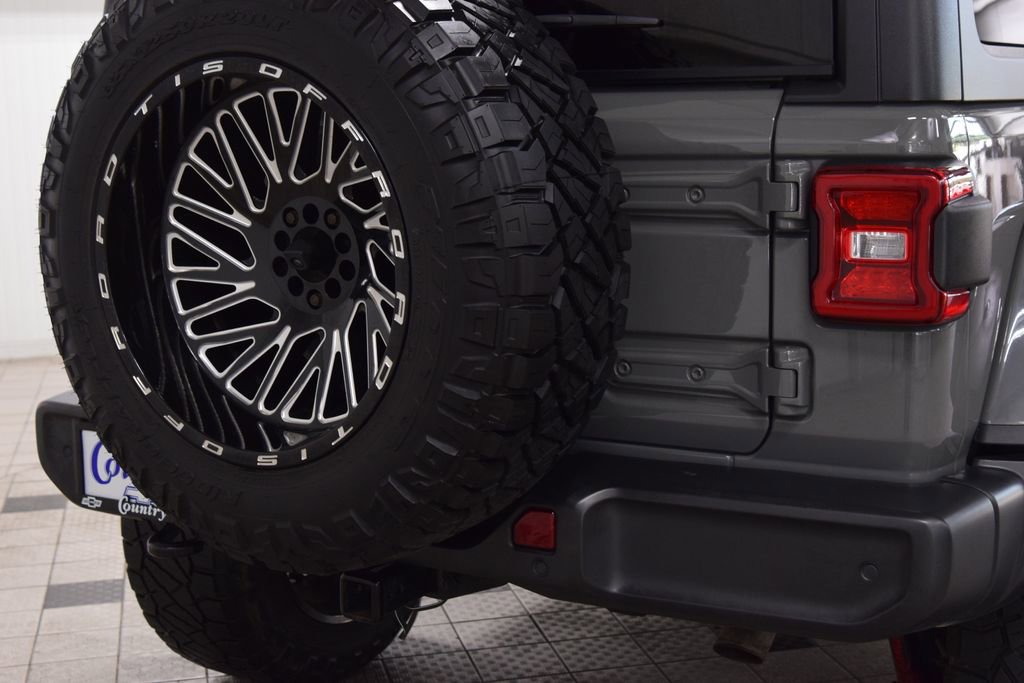 Used 2021 Jeep Wrangler Unlimited Sahara w/ Safety Group AWD/4WD image 21