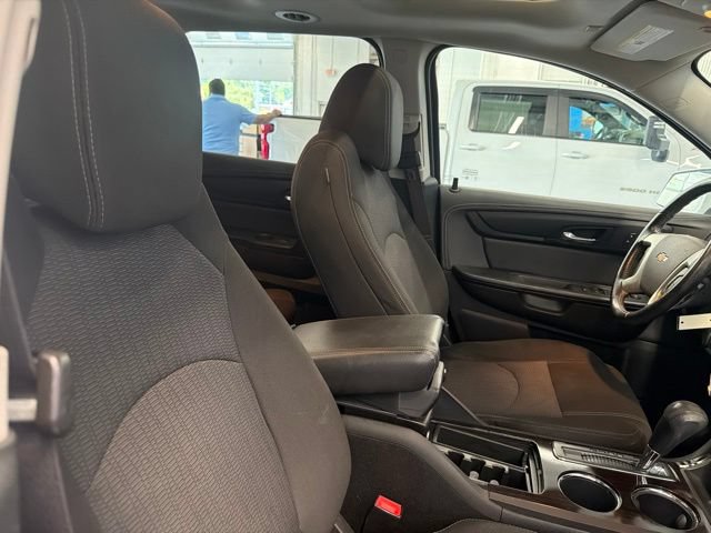 Used 2017 Chevrolet Traverse LT AWD/4WD image 26