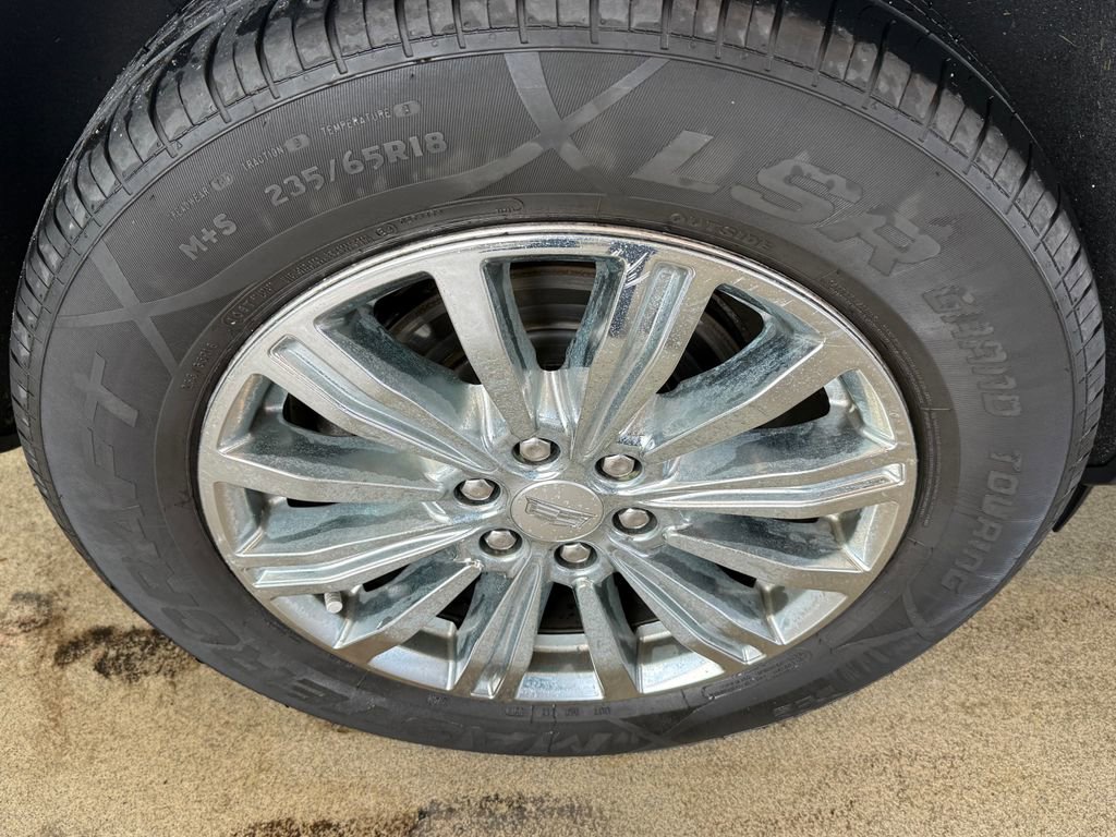 Used 2017 Cadillac XT5 Luxury FWD image 7