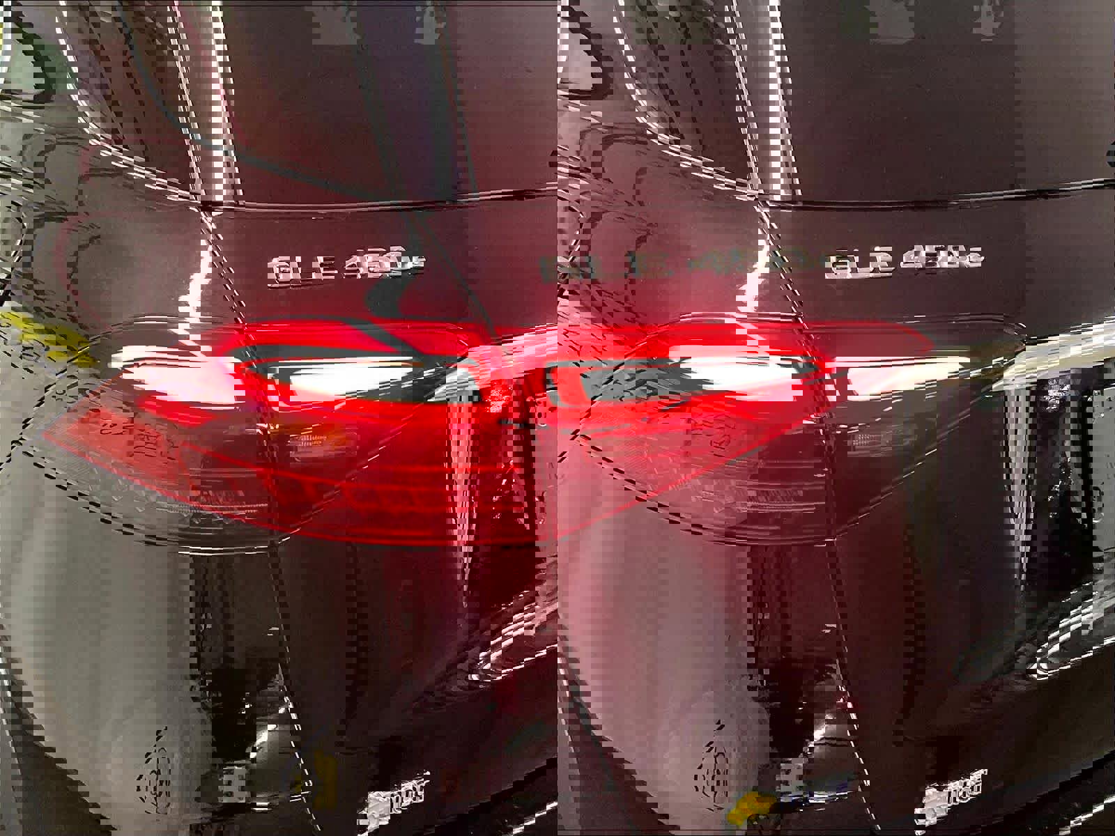 Used 2024 Mercedes-Benz GLE 450e 4MATIC image 34