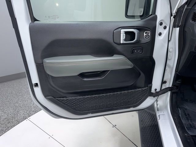 Used 2024 Jeep Wrangler High Altitude image 13