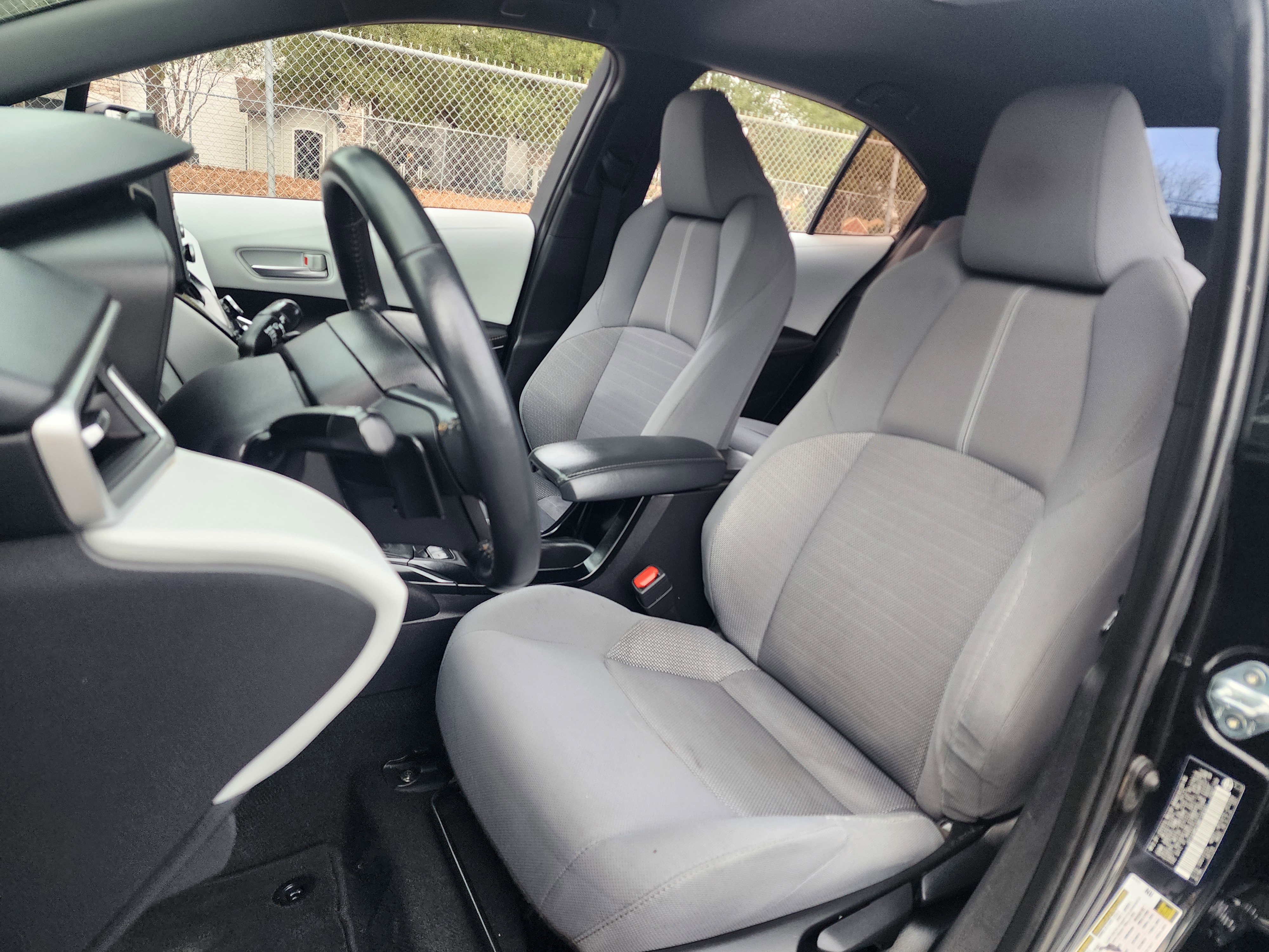 Used 2022 Toyota Corolla SE FWD image 25