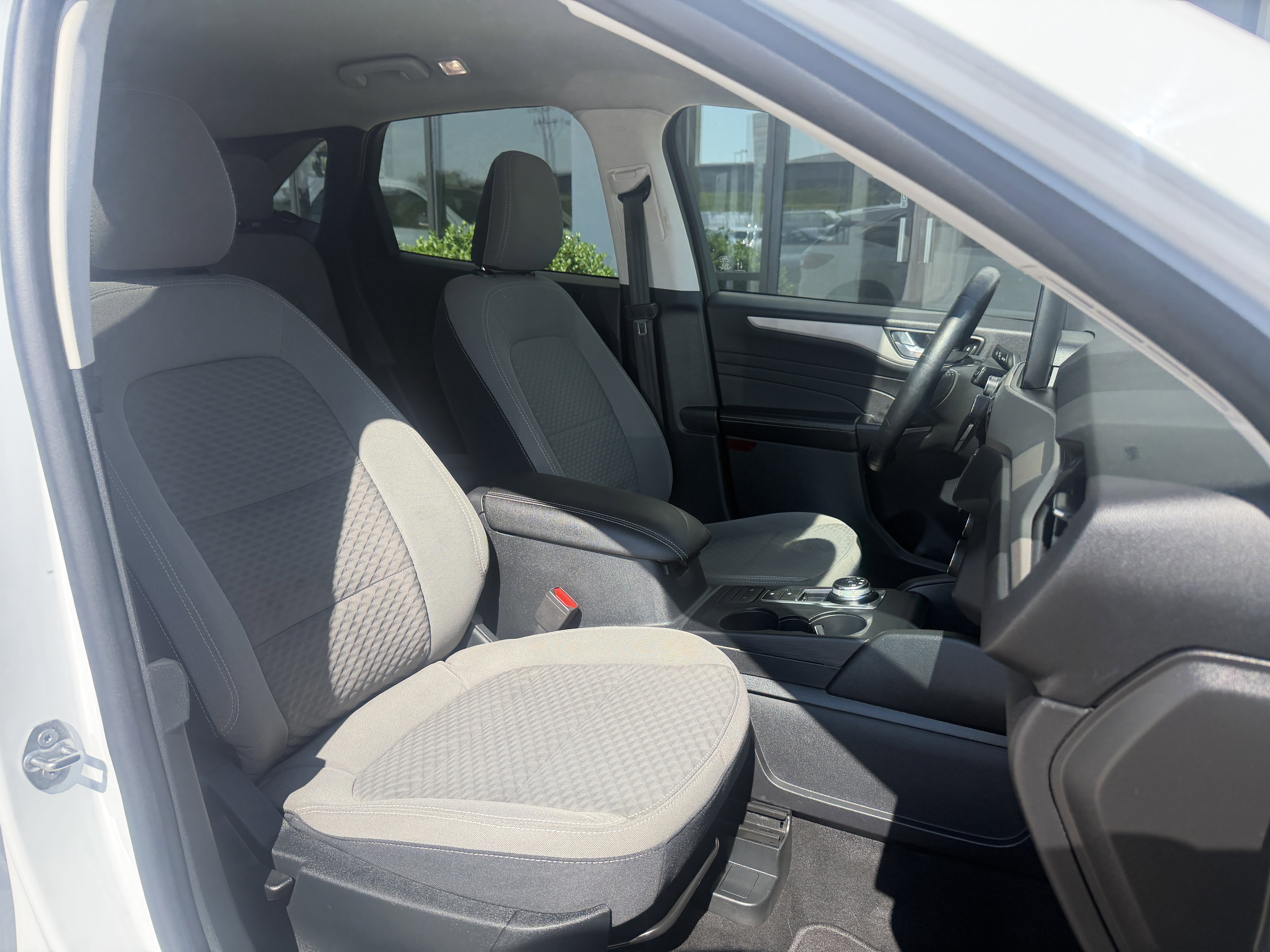 Used 2021 Ford Escape SE w/ Convenience Package AWD/4WD image 21