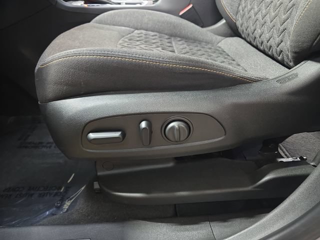Used 2024 Chevrolet Equinox LT AWD/4WD image 32